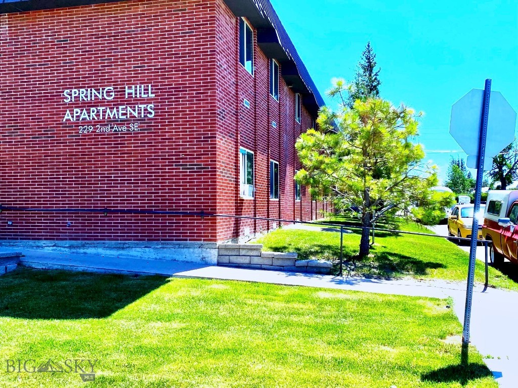 229 2nd Avenue SE, Cut Bank MT 59427