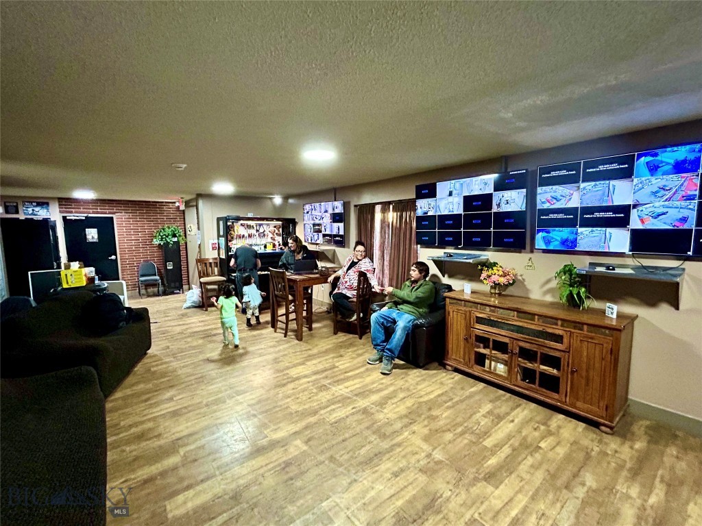 229 2nd Avenue SE, Cut Bank MT 59427