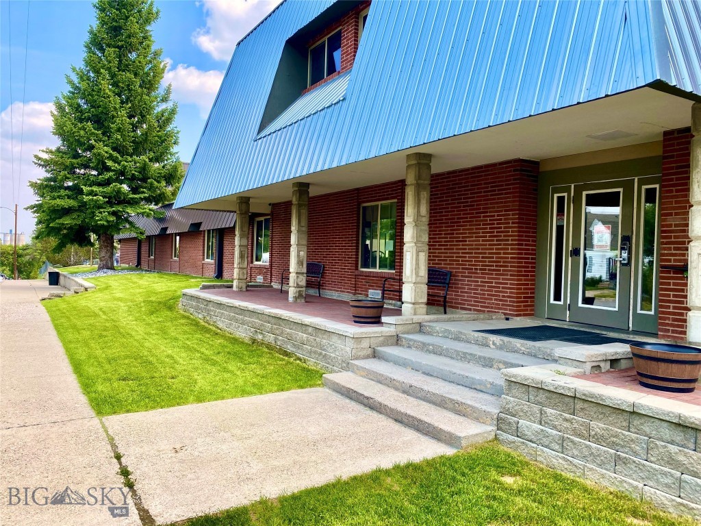 229 2nd Avenue SE, Cut Bank MT 59427