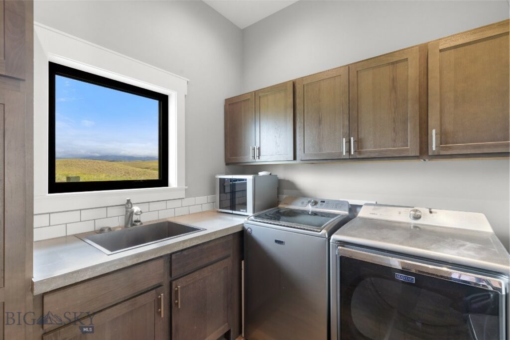 230 Fiddle Creek, Livingston MT 59047