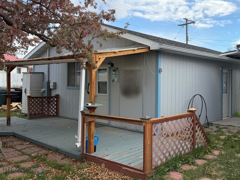 236 S Dakota Street, Dillon MT 59725
