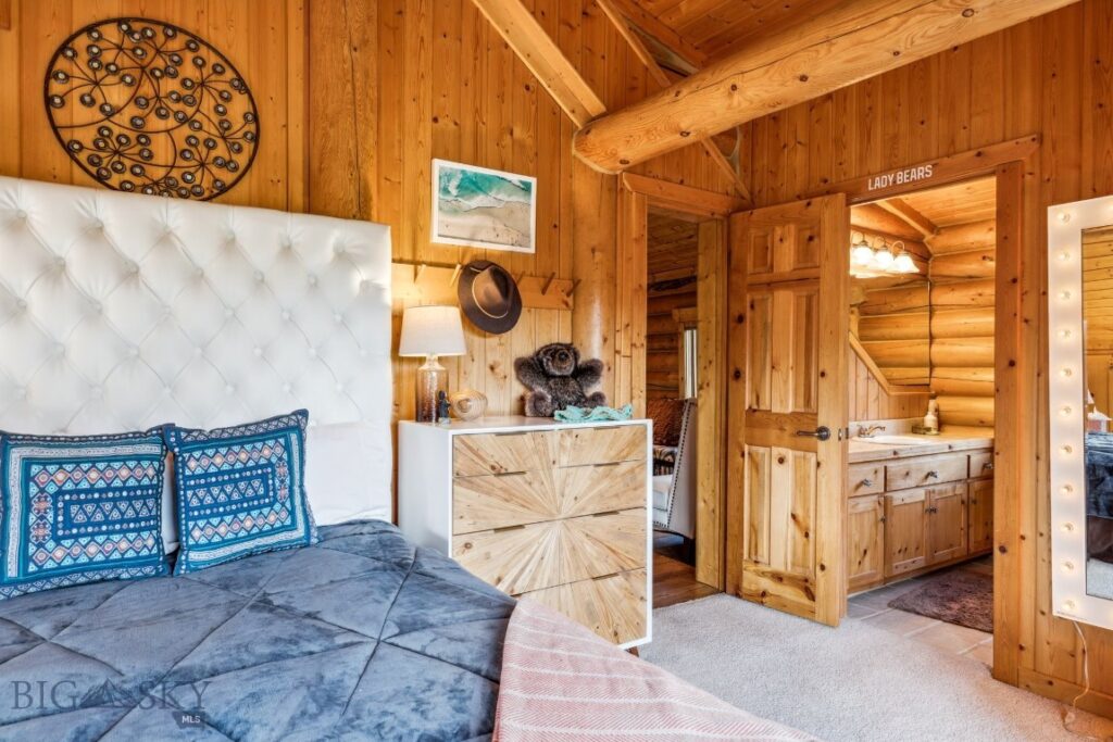 238 Great Gray Hollow, Gallatin Gateway MT 59730