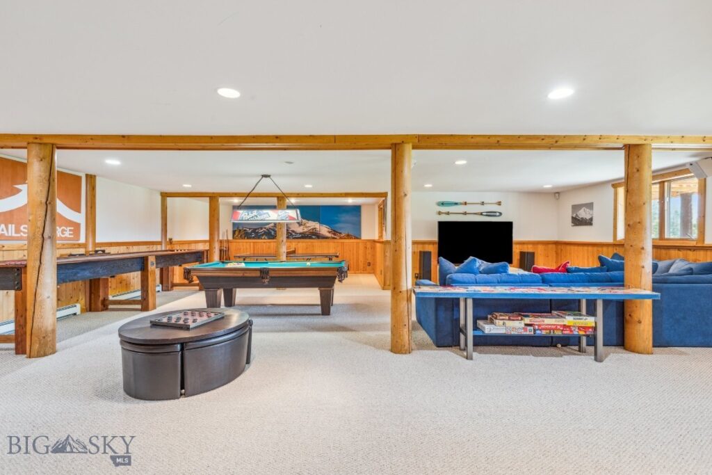 238 Great Gray Hollow, Gallatin Gateway MT 59730