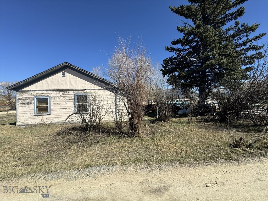 2400 Delaware Avenue, Butte MT 59701