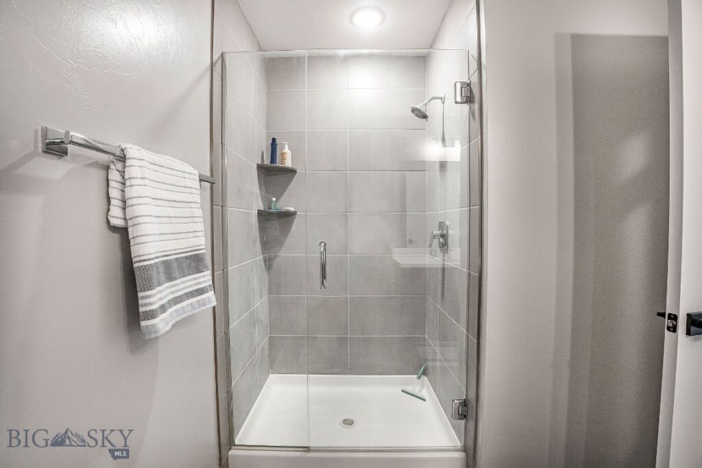 2440 Tschache Lane, Bozeman MT 59718