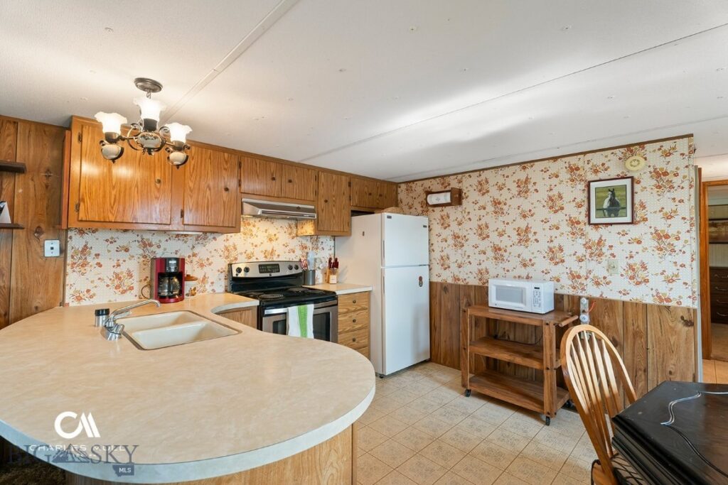 249 Goose Bay Lane, Townsend MT 59644