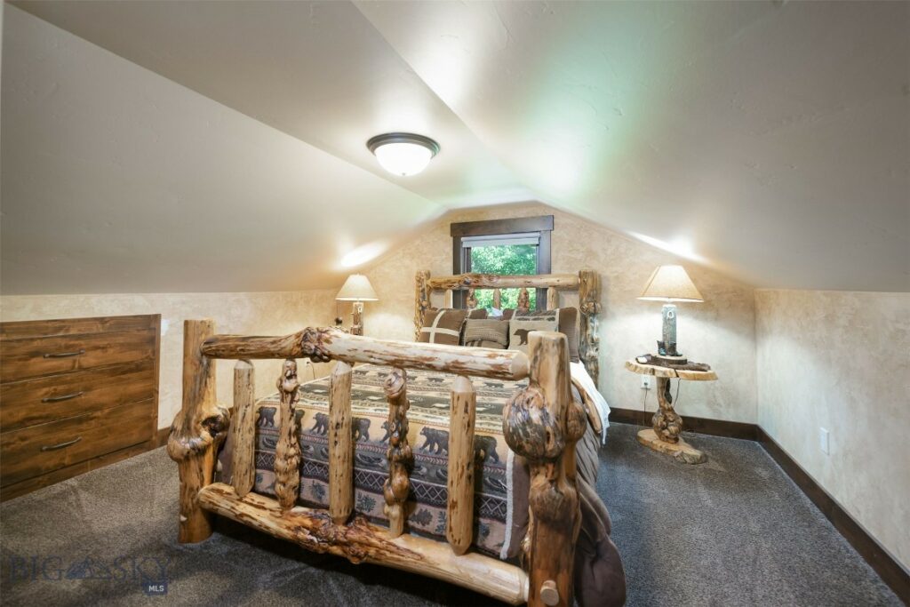 2490 E Cedar Meadows Lane, Manhattan MT 59741