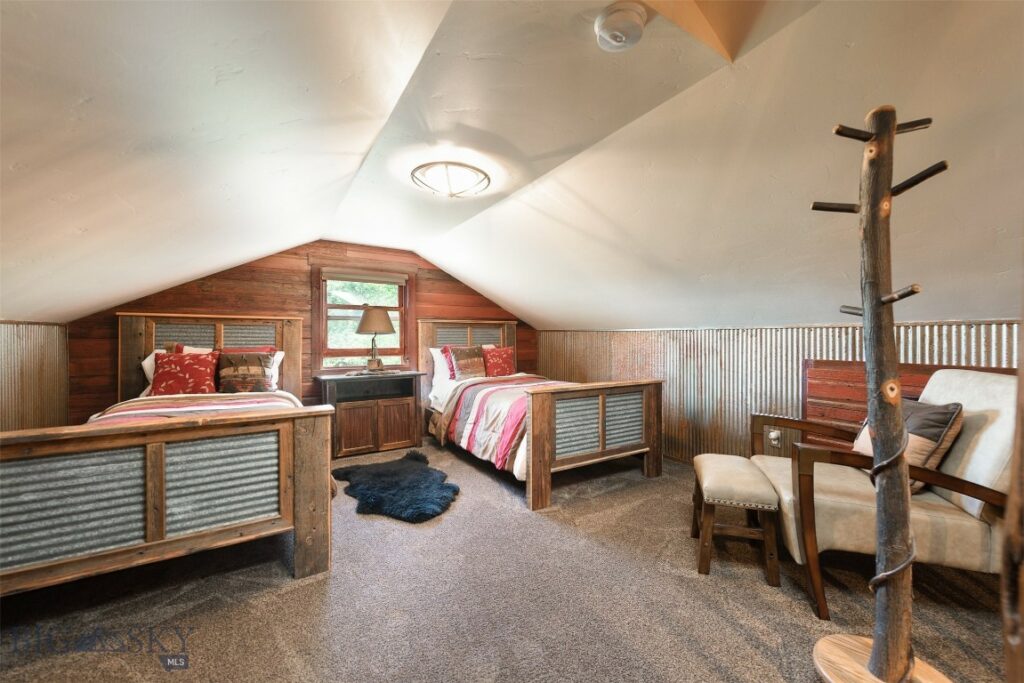 2490 E Cedar Meadows Lane, Manhattan MT 59741