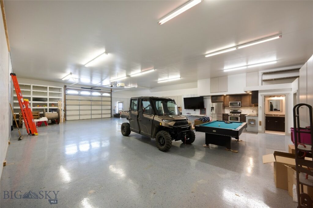 2490 E Cedar Meadows Lane, Manhattan MT 59741