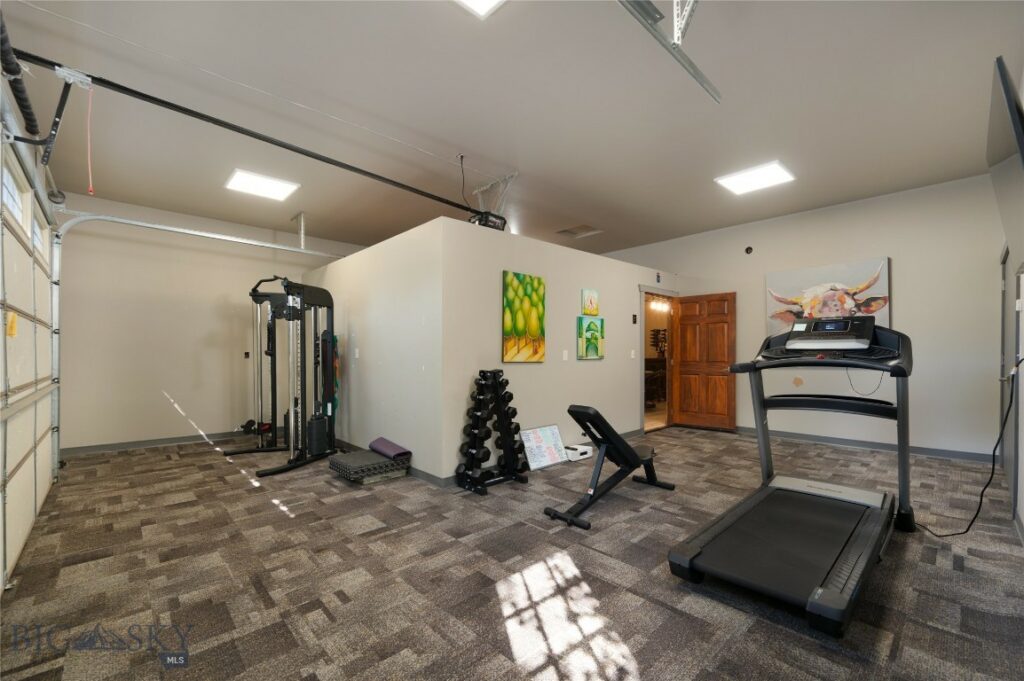 2490 E Cedar Meadows Lane, Manhattan MT 59741