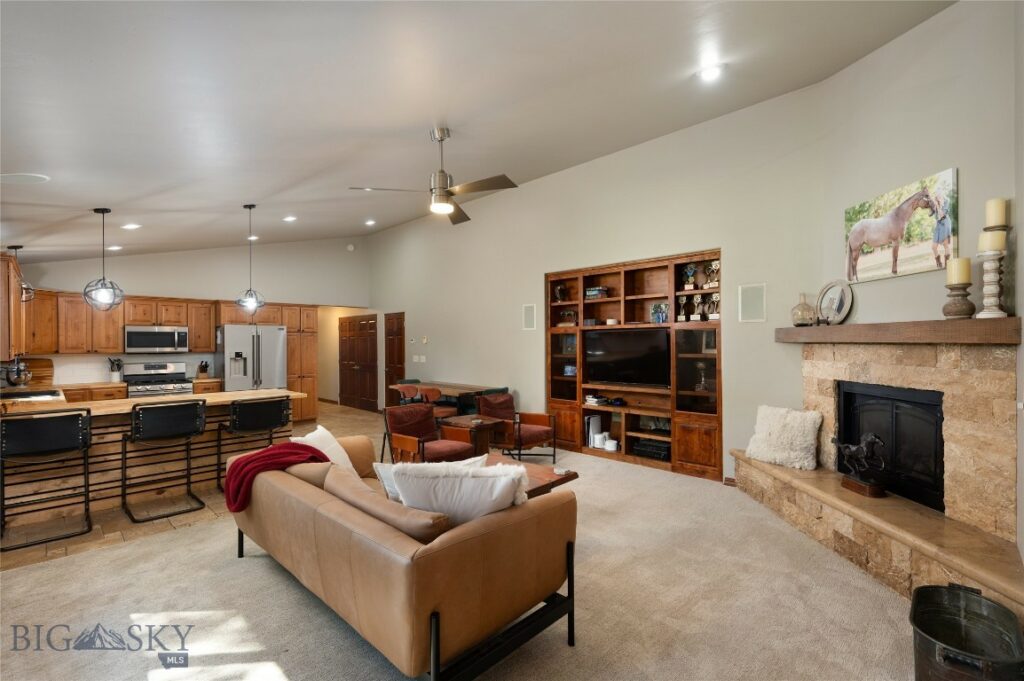 2490 E Cedar Meadows Lane, Manhattan MT 59741