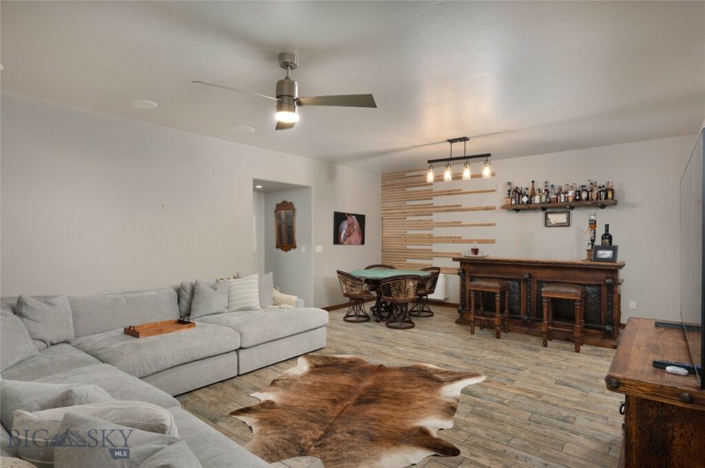 2490 E Cedar Meadows Lane, Manhattan MT 59741