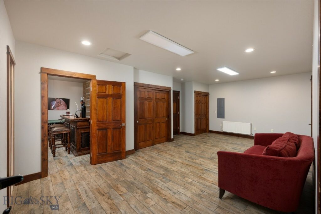 2490 E Cedar Meadows Lane, Manhattan MT 59741