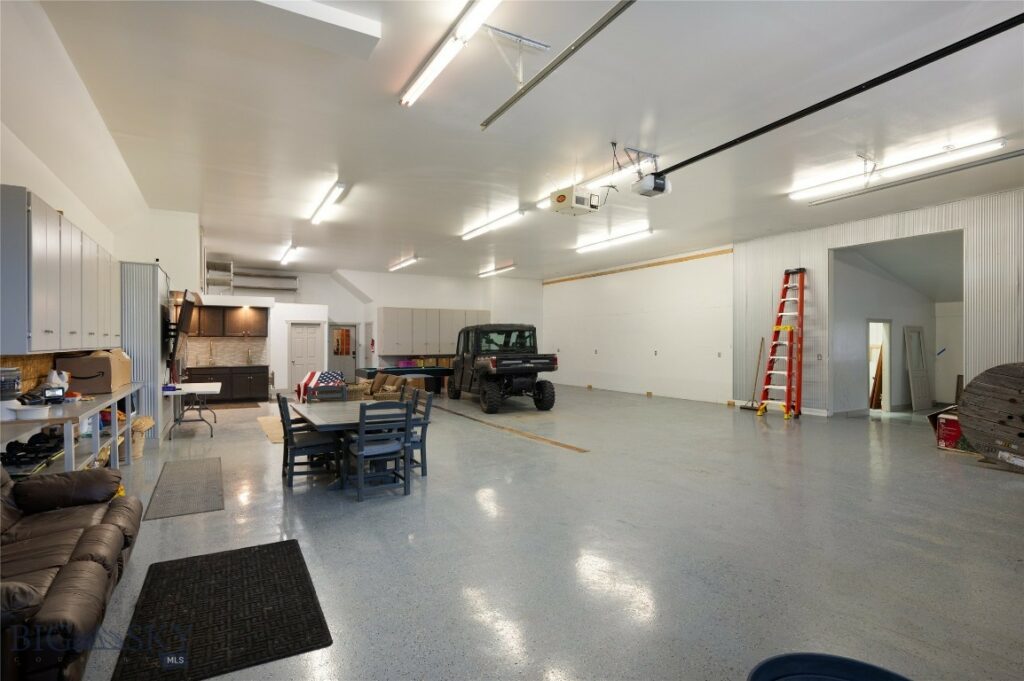 2490 E Cedar Meadows Lane, Manhattan MT 59741