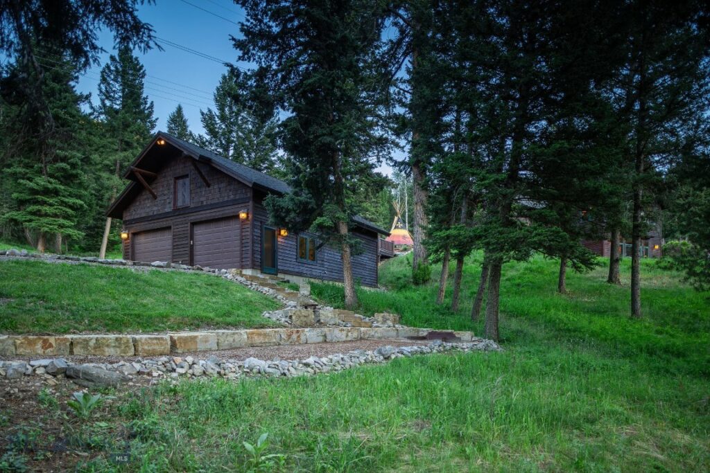 250 Pete’s Way, Big Sky MT 59730