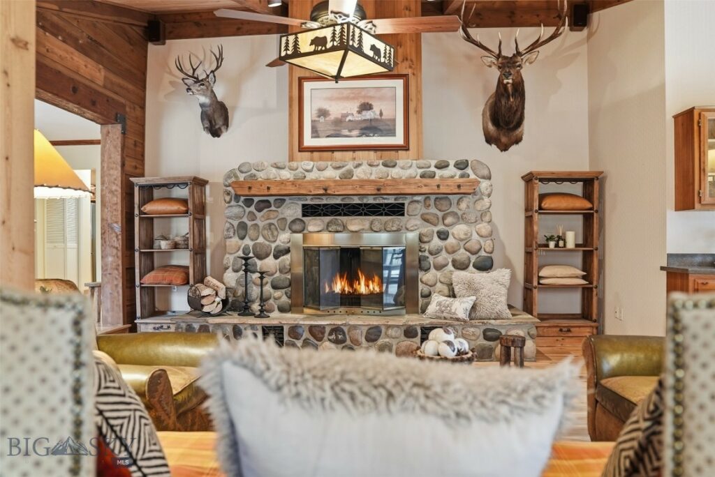 2500 Cottontail Road, Gallatin Gateway MT 59730