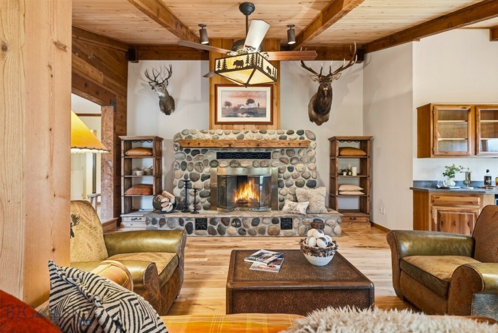 2500 Cottontail Road, Gallatin Gateway MT 59730