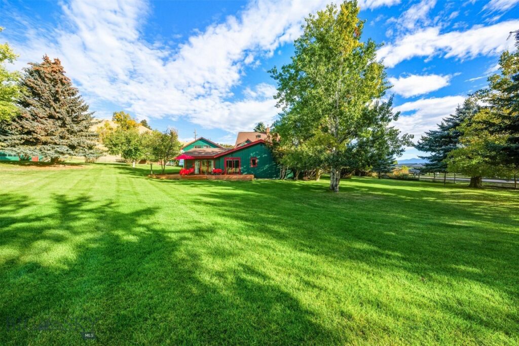 2500 Cottontail Road, Gallatin Gateway MT 59730