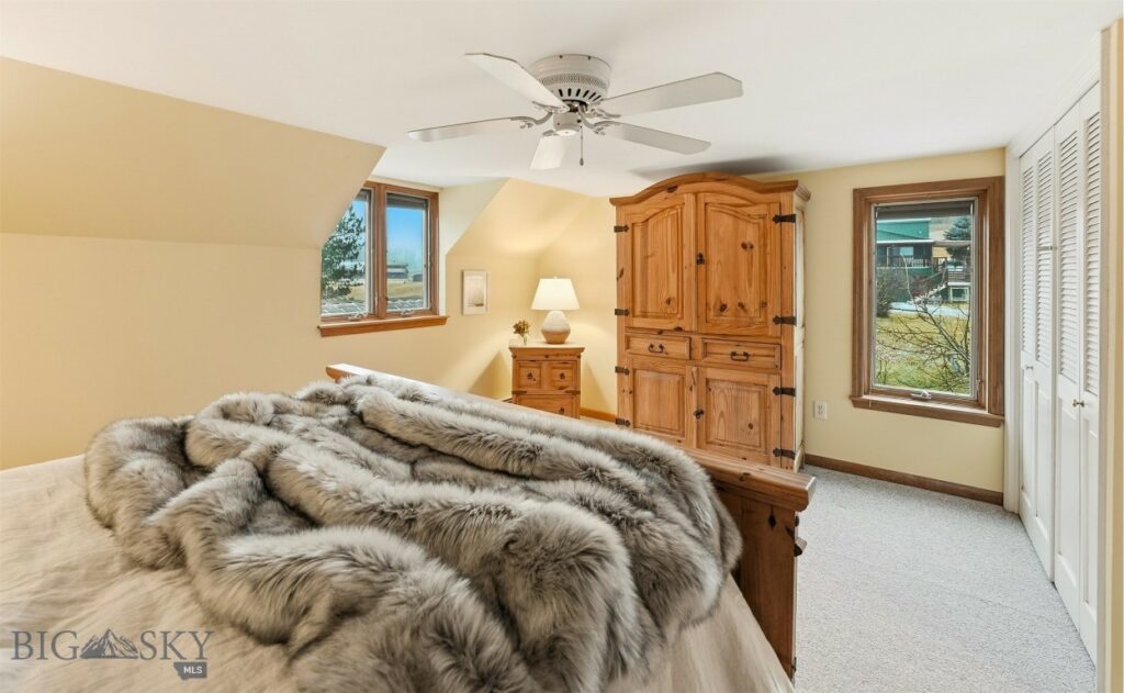 2500 Cottontail Road, Gallatin Gateway MT 59730