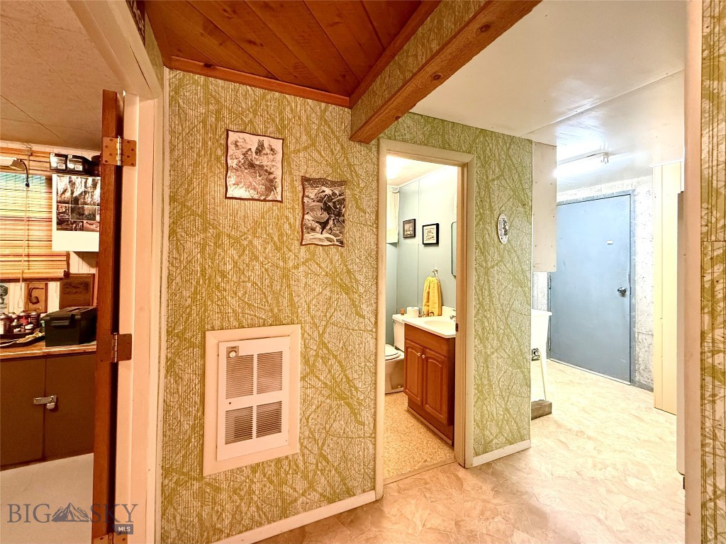 2553 S Mullen Trail Road, Gold Creek MT 59733