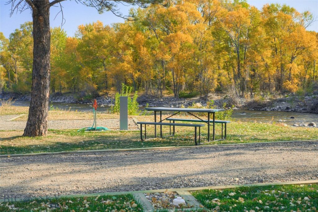 257 Main Boulder Road, Big Timber MT 59011