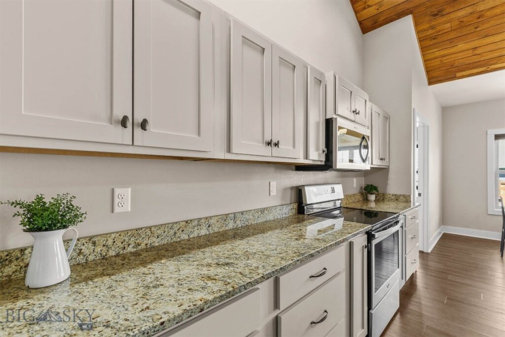 2608 Meriwether Drive S, Livingston MT 59047