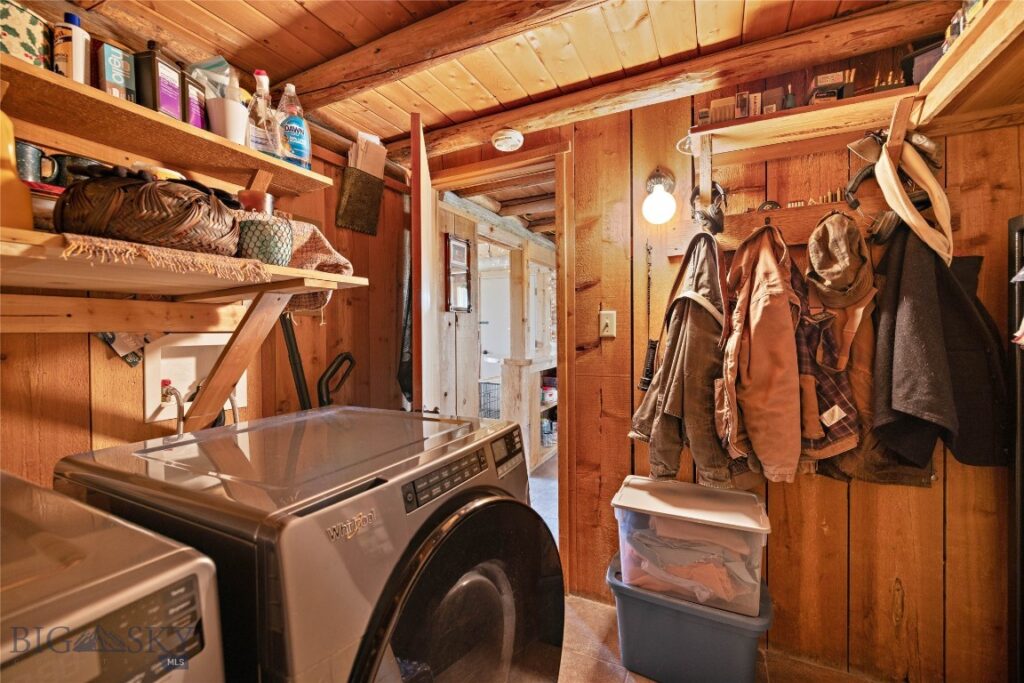 267 Hayfield Loop Trail, Ennis MT 59729