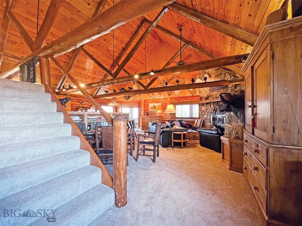 268 Davis Lane, Twin Bridges MT 59754