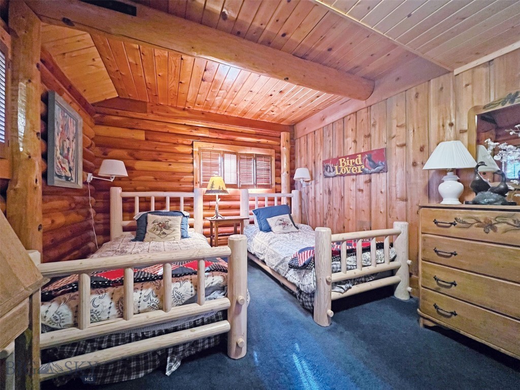 268 Davis Lane, Twin Bridges MT 59754