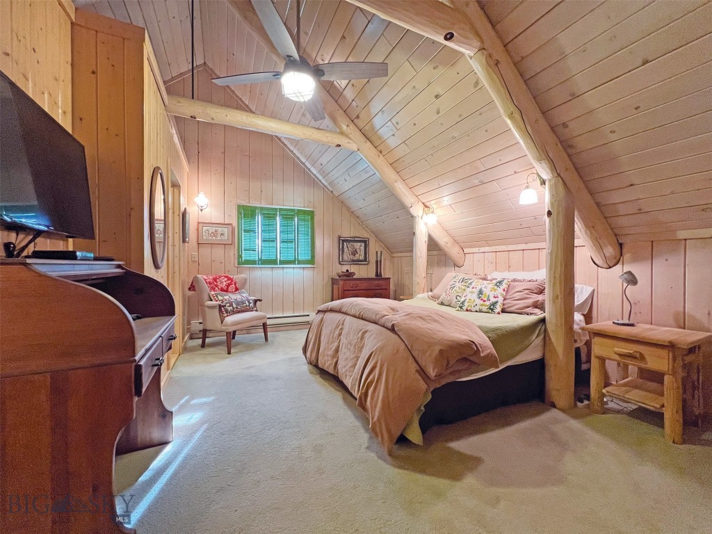 268 Davis Lane, Twin Bridges MT 59754