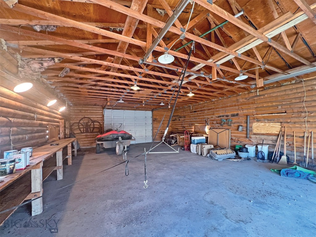 268 Davis Lane, Twin Bridges MT 59754