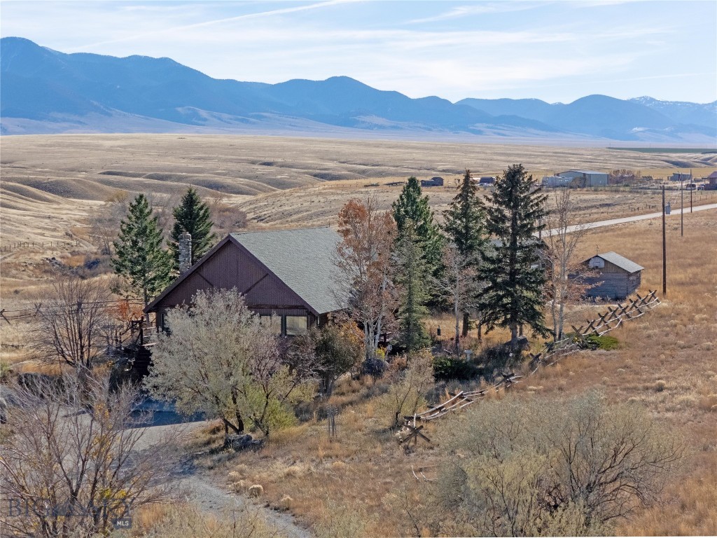268 Davis Lane, Twin Bridges MT 59754