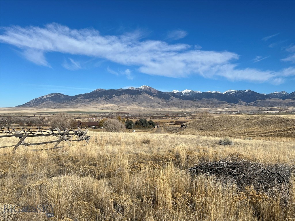 268 Davis Lane, Twin Bridges MT 59754