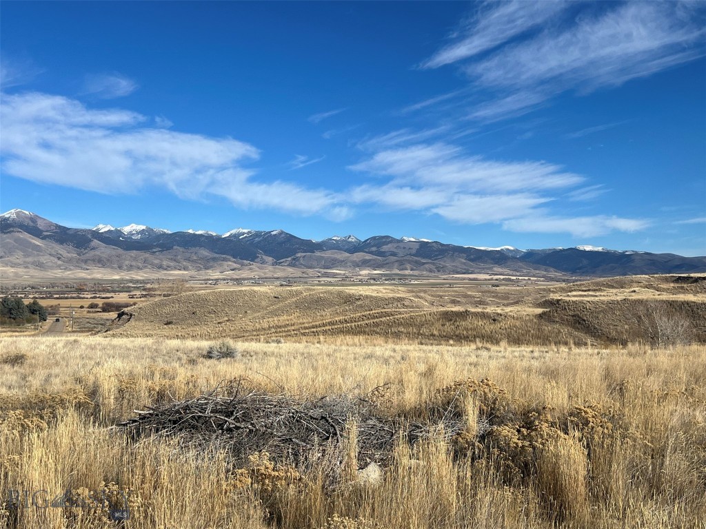 268 Davis Lane, Twin Bridges MT 59754