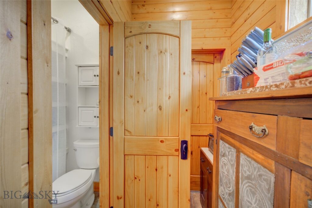 27 Badger Road, Pray MT 59065