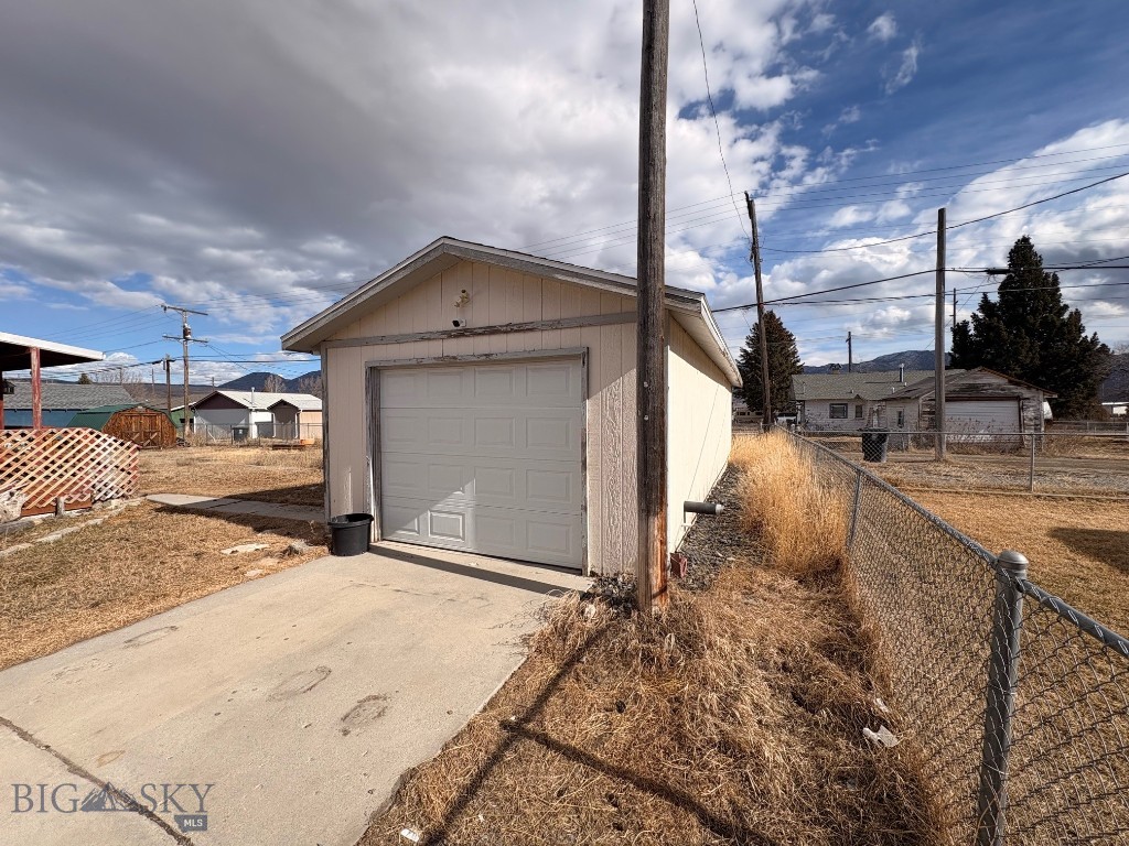 2708 S Montana, Butte MT 59701