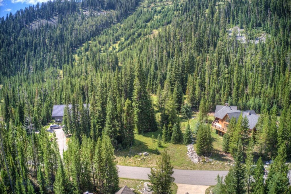 28 LOW DOG Road, Big Sky MT 59716