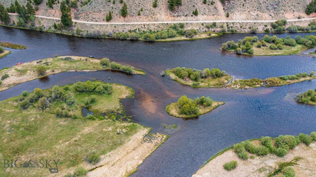 2833 Johnson Creek Road, Divide MT 59727