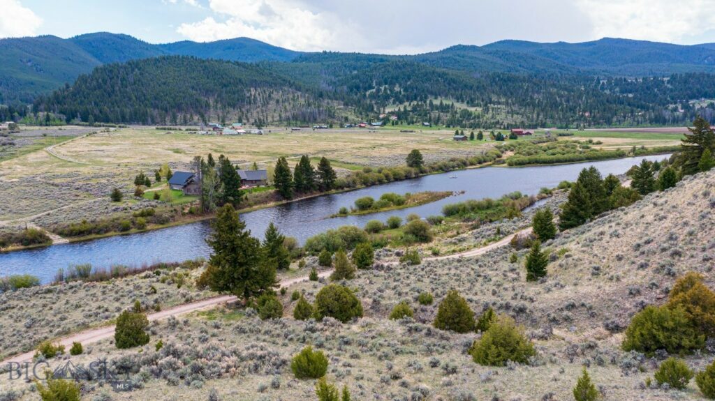 2833 Johnson Creek Road, Divide MT 59727