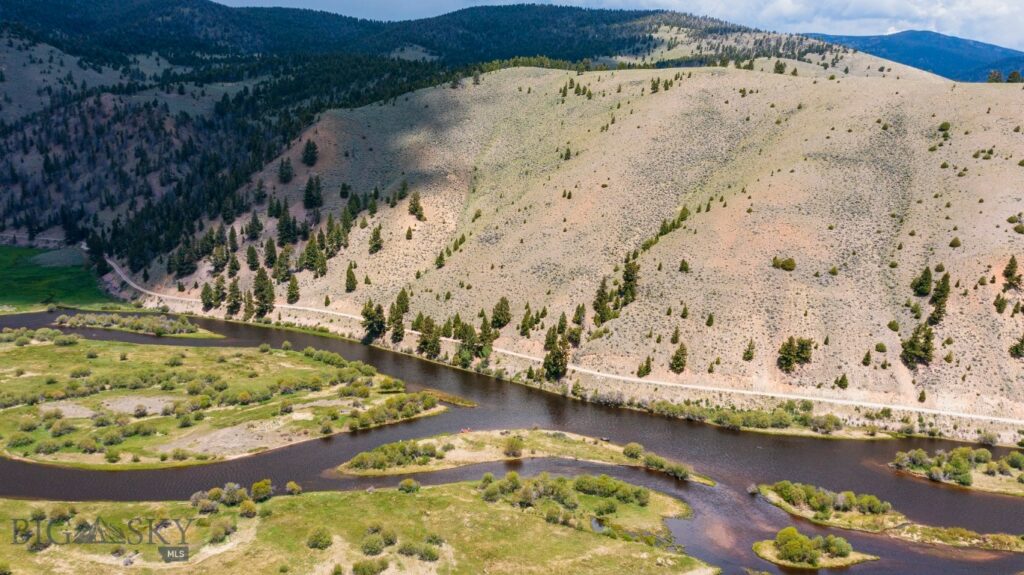 2833 Johnson Creek Road, Divide MT 59727