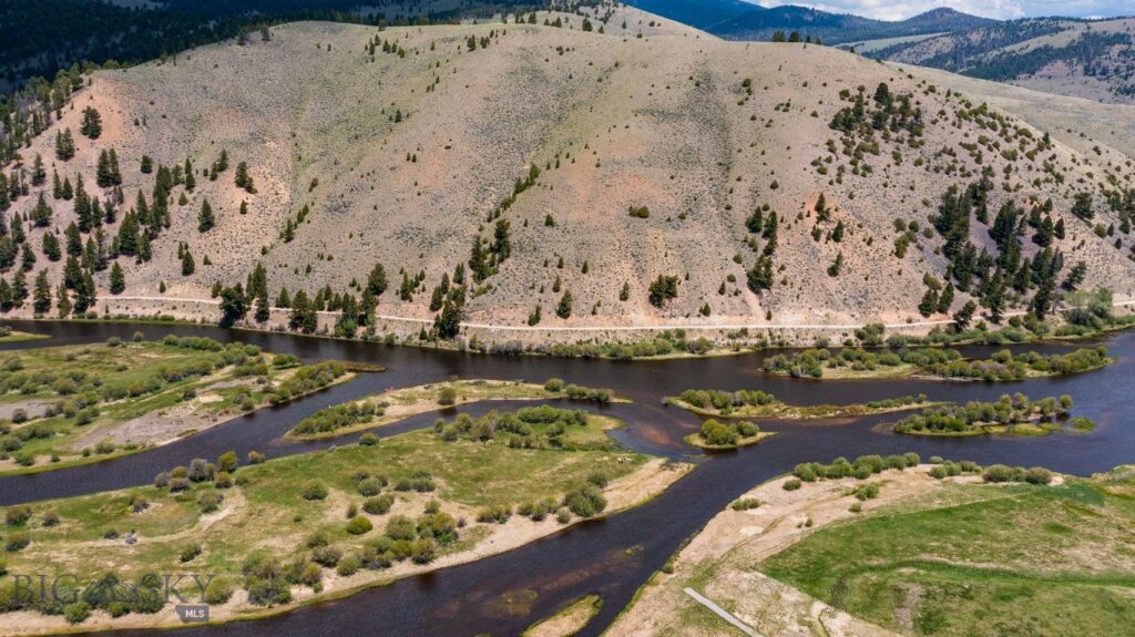 2833 Johnson Creek Road, Divide MT 59727