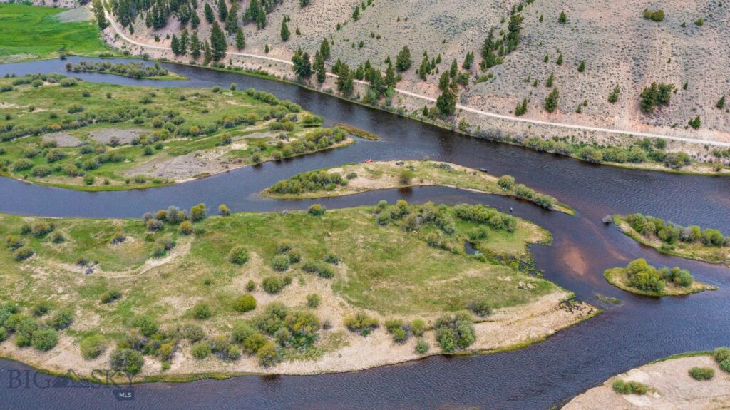 2833 Johnson Creek Road, Divide MT 59727