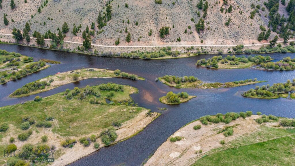 2833 Johnson Creek Road, Divide MT 59727