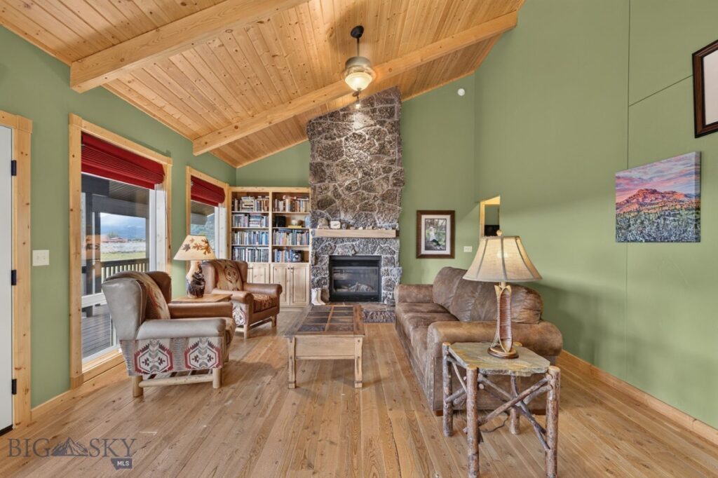 285 Catfish Lane, West Yellowstone MT 59758