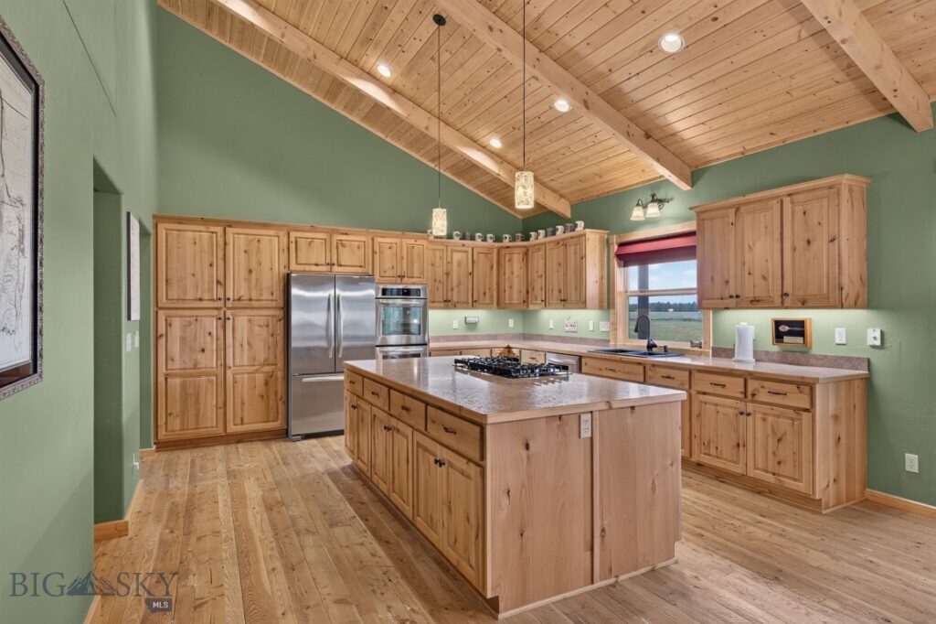 285 Catfish Lane, West Yellowstone MT 59758