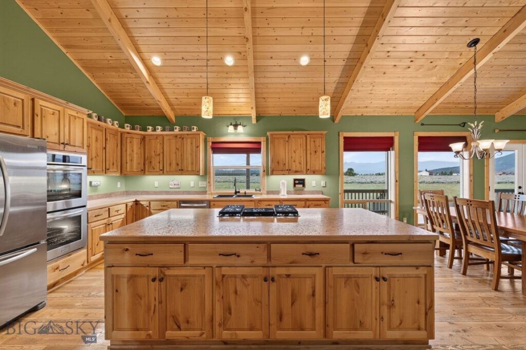 285 Catfish Lane, West Yellowstone MT 59758