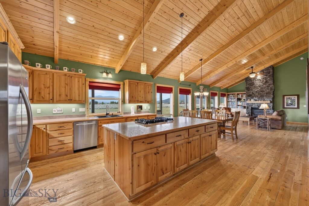 285 Catfish Lane, West Yellowstone MT 59758