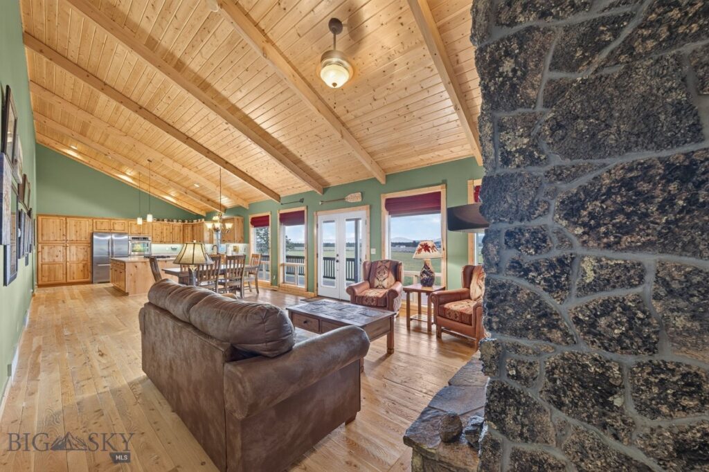 285 Catfish Lane, West Yellowstone MT 59758