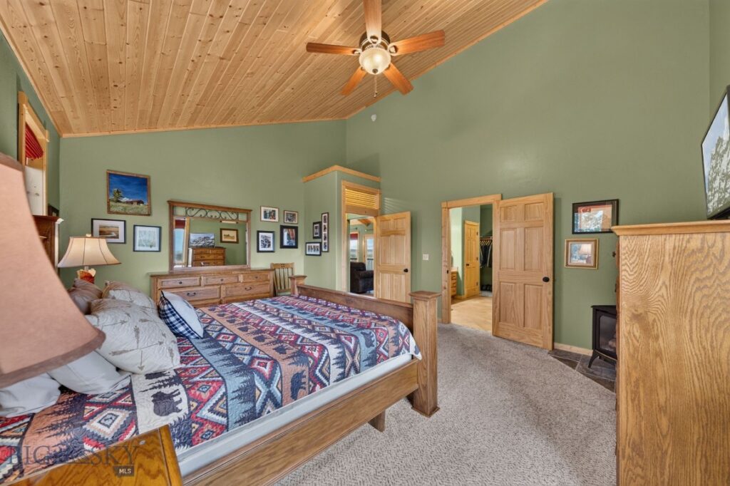 285 Catfish Lane, West Yellowstone MT 59758