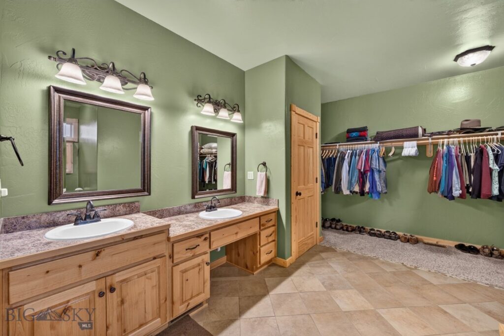 285 Catfish Lane, West Yellowstone MT 59758